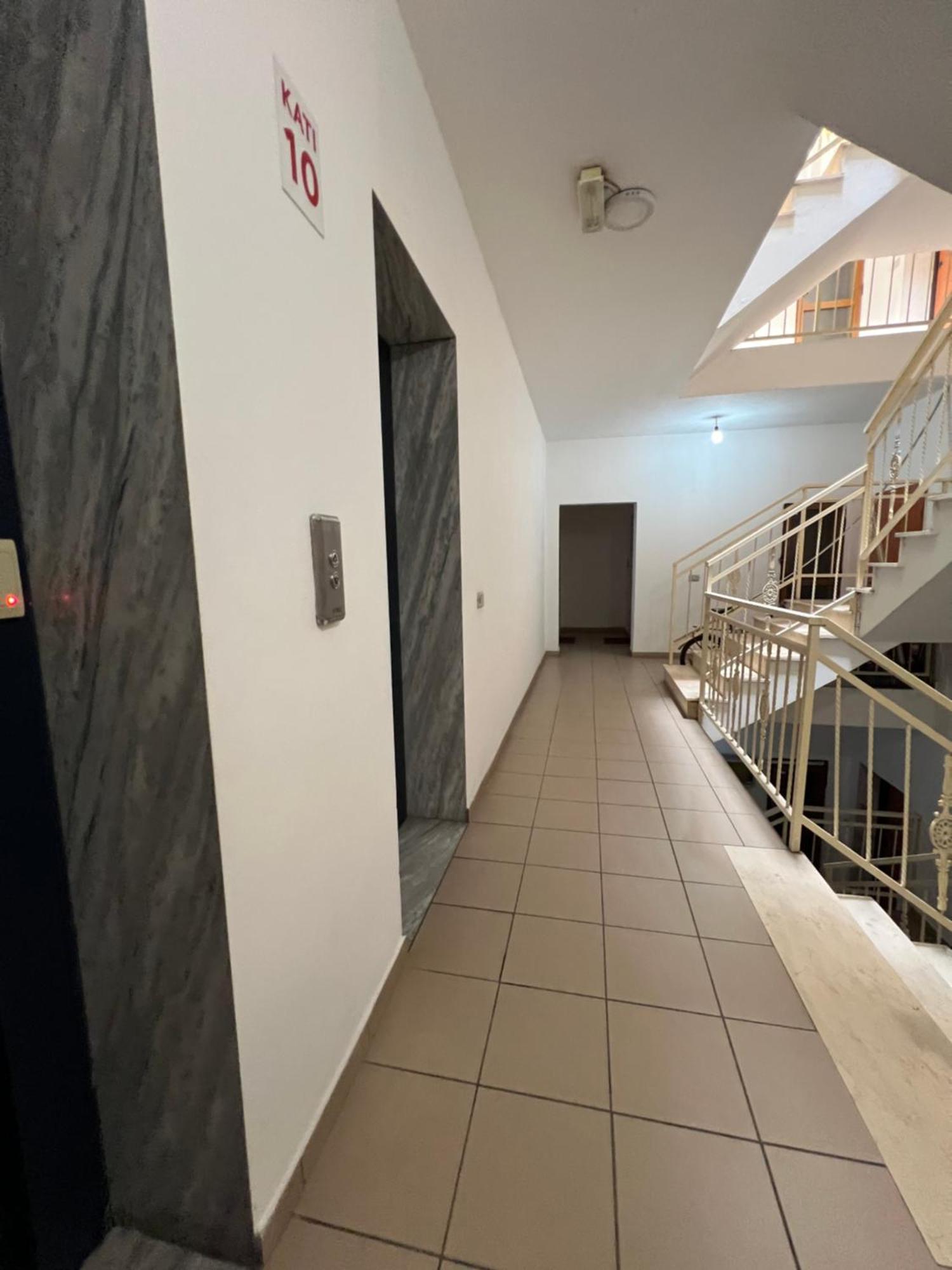 Center View Luxury Apartment Tirana Zewnętrze zdjęcie