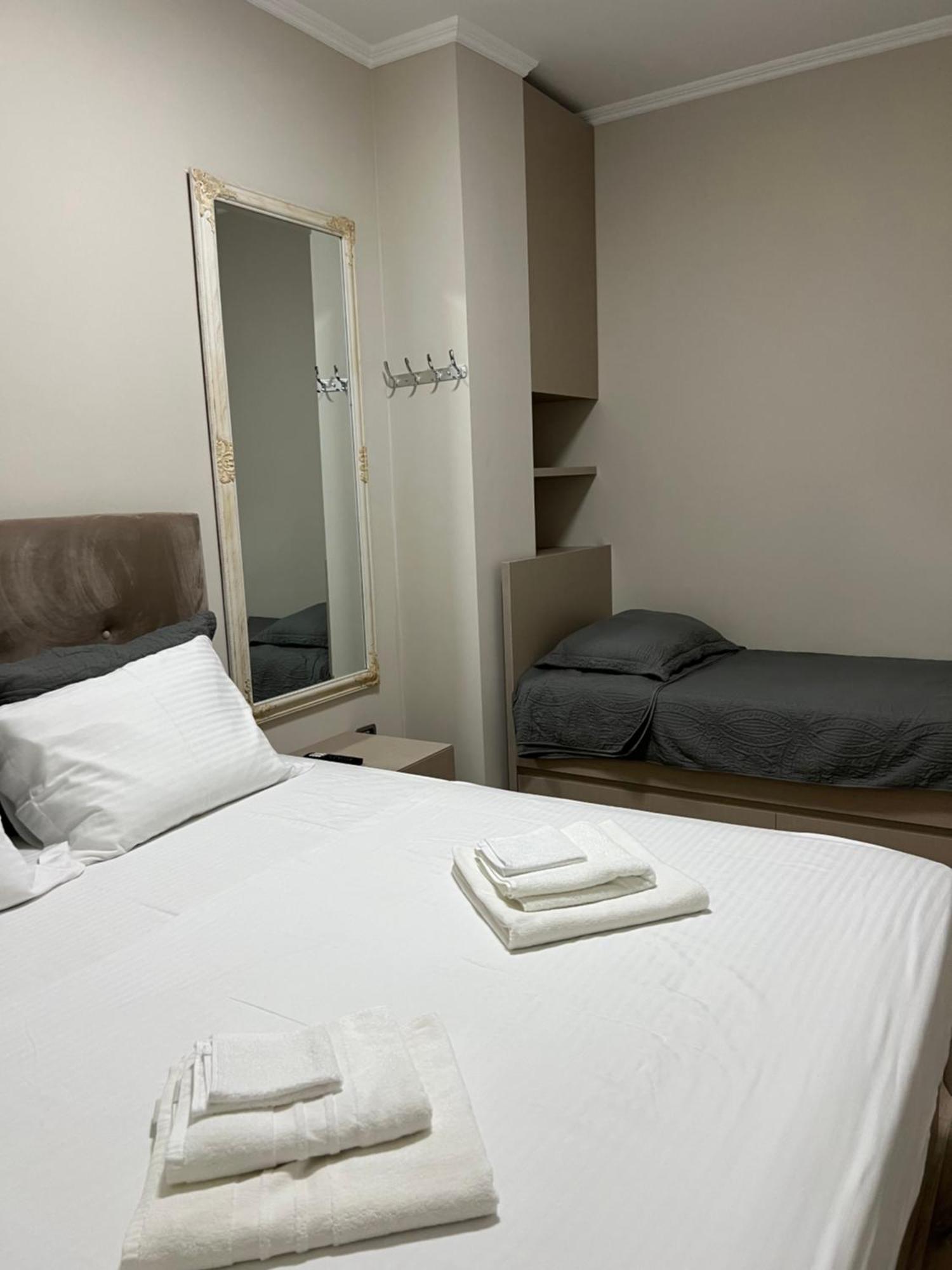 Center View Luxury Apartment Tirana Zewnętrze zdjęcie