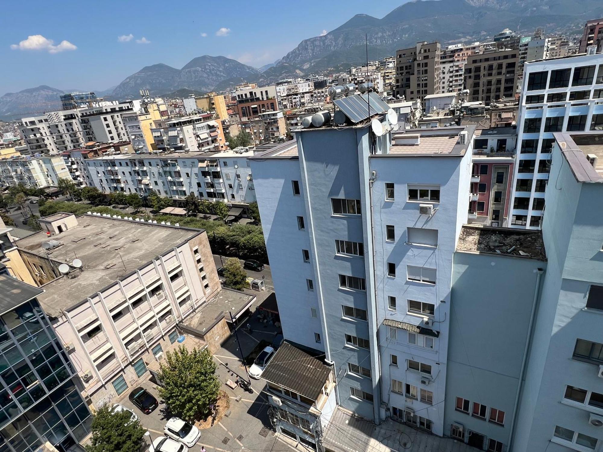 Center View Luxury Apartment Tirana Zewnętrze zdjęcie